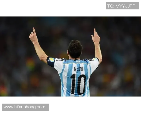 足球明星背影转场素材展现运动魅力与激情的完美结合 足球明星背影转场素材展现运动魅力与激情的完美结合