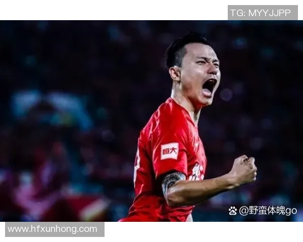 足球明星的绰号与真实姓名揭秘球场上的传奇与个性并存 足球明星的绰号与真实姓名揭秘球场上的传奇与个性并存