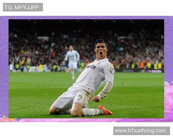 高清足球明星手柄图片展示尽显球星风采与游戏魅力